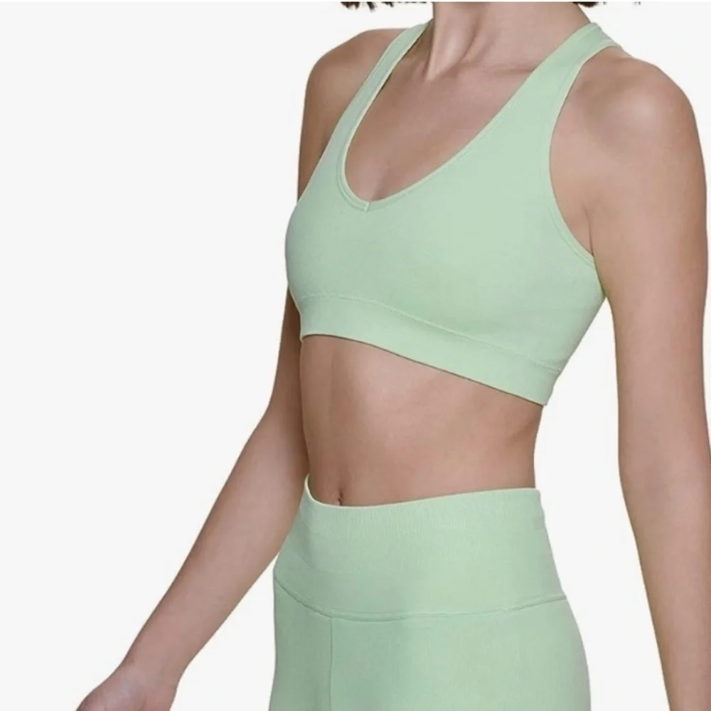 Calvin Klein Women's Ribbed Sports Bra, athletic bra